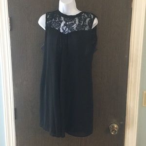 Sleeveless casual O neck loose mini dress